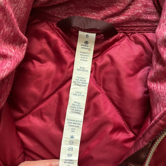 Lululemon Berry Rumble Red Size 6 Goose Down for a Run vest. - Picture 4 of 4